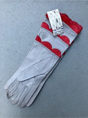 Dead stock leather gloves